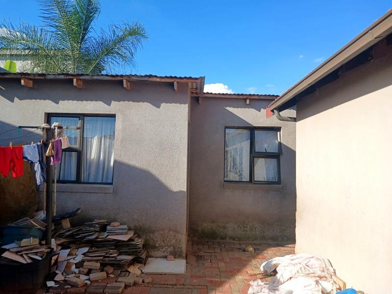 3 Bedroom Property for Sale in Protea Glen Gauteng