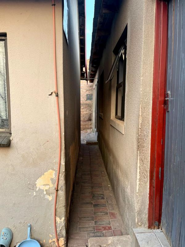 3 Bedroom Property for Sale in Protea Glen Gauteng