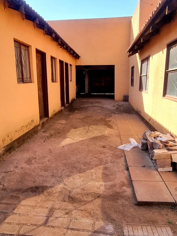 3 Bedroom Property for Sale in Vosloorus Gauteng