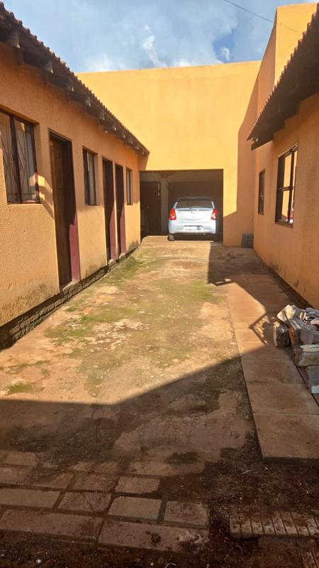 3 Bedroom Property for Sale in Vosloorus Gauteng