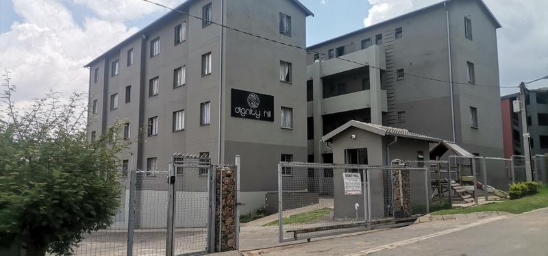 To Let 2 Bedroom Property for Rent in Fleurhof Gauteng