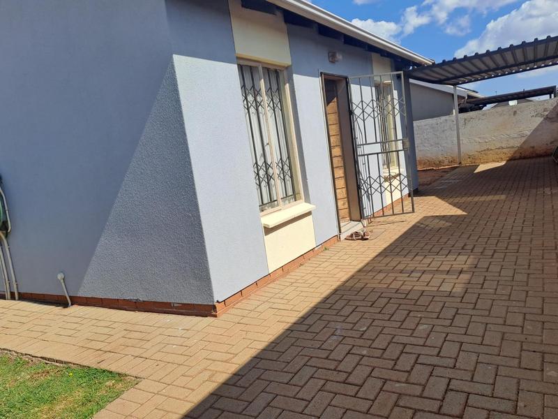 2 Bedroom Property for Sale in Sky City Gauteng