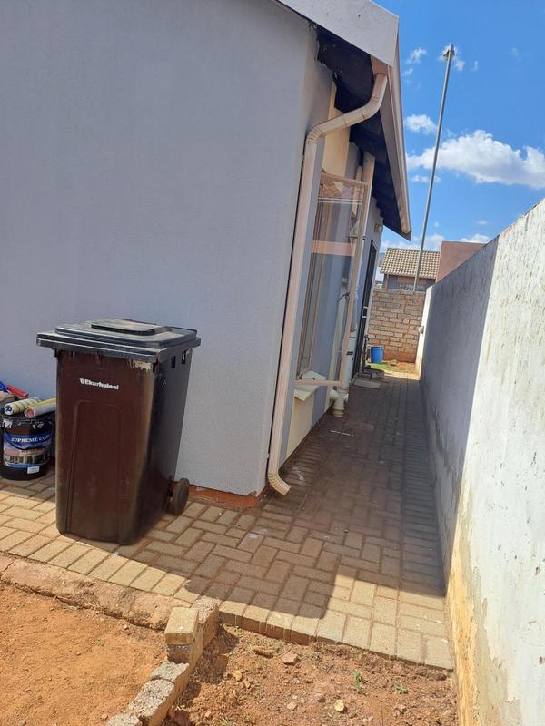 2 Bedroom Property for Sale in Sky City Gauteng