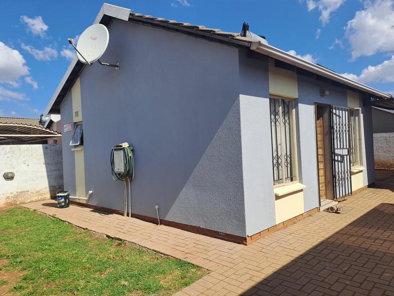 2 Bedroom Property for Sale in Sky City Gauteng