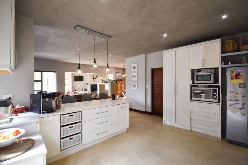 4 Bedroom Property for Sale in Midstream Estate Gauteng