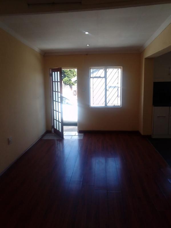 To Let 2 Bedroom Property for Rent in Zakariyya Park Gauteng