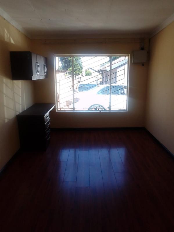 To Let 2 Bedroom Property for Rent in Zakariyya Park Gauteng