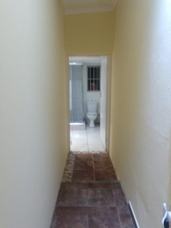 To Let 2 Bedroom Property for Rent in Zakariyya Park Gauteng