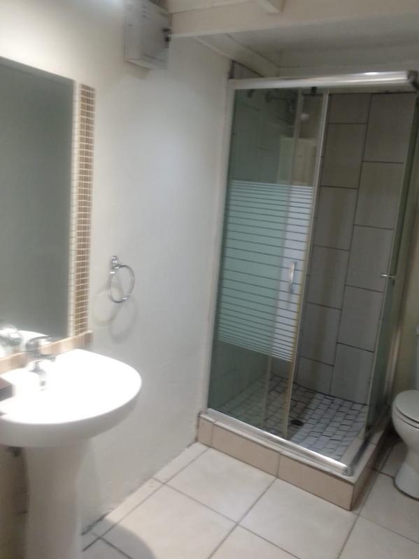 To Let 2 Bedroom Property for Rent in Zakariyya Park Gauteng