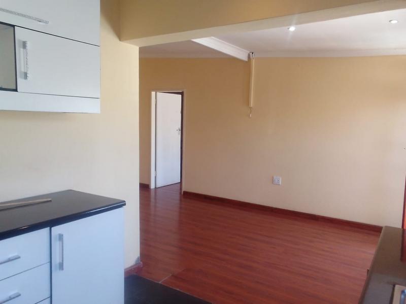 To Let 2 Bedroom Property for Rent in Zakariyya Park Gauteng