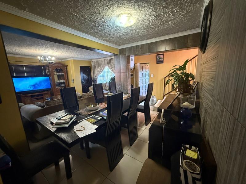 4 Bedroom Property for Sale in Commercia Gauteng