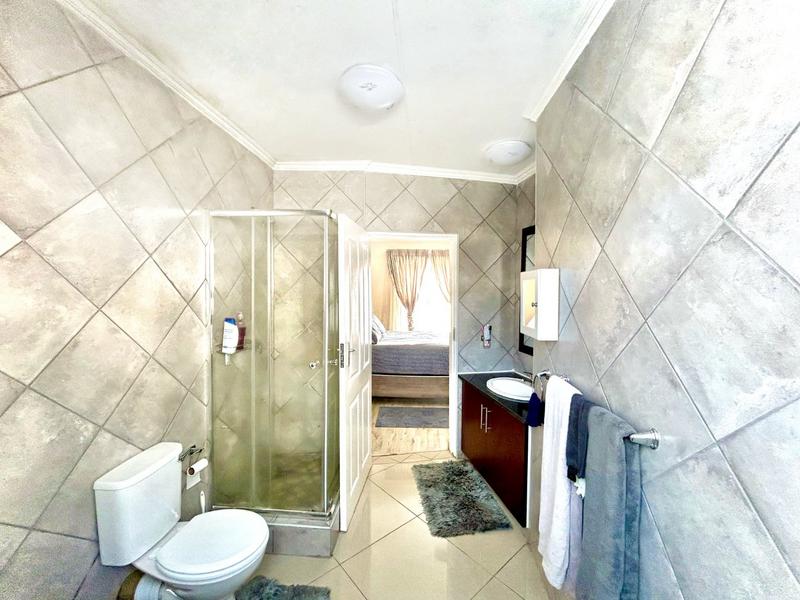 3 Bedroom Property for Sale in Magaliesberg Country Estate Gauteng