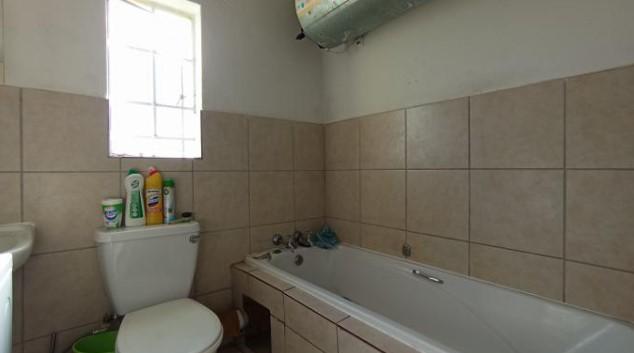 2 Bedroom Property for Sale in Fleurhof Gauteng