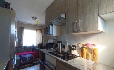 2 Bedroom Property for Sale in Fleurhof Gauteng