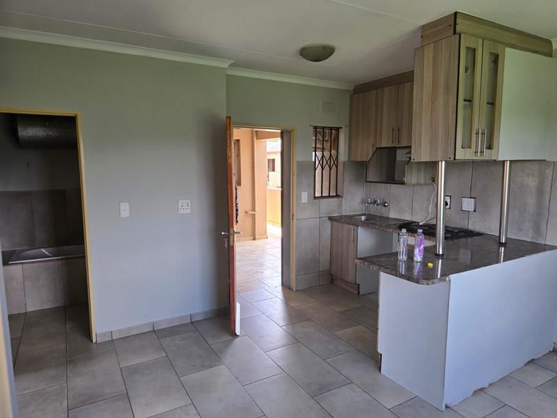 2 Bedroom Property for Sale in Fleurhof Gauteng