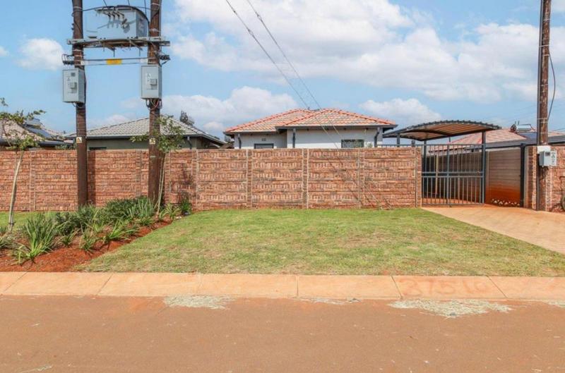 3 Bedroom Property for Sale in Protea Glen Gauteng