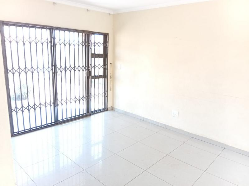 3 Bedroom Property for Sale in Dawn Park Gauteng