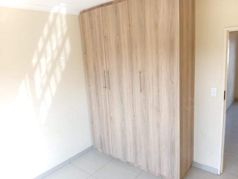 3 Bedroom Property for Sale in Dawn Park Gauteng