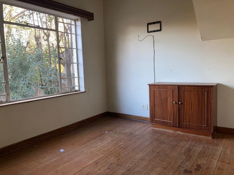 5 Bedroom Property for Sale in Kensington Gauteng