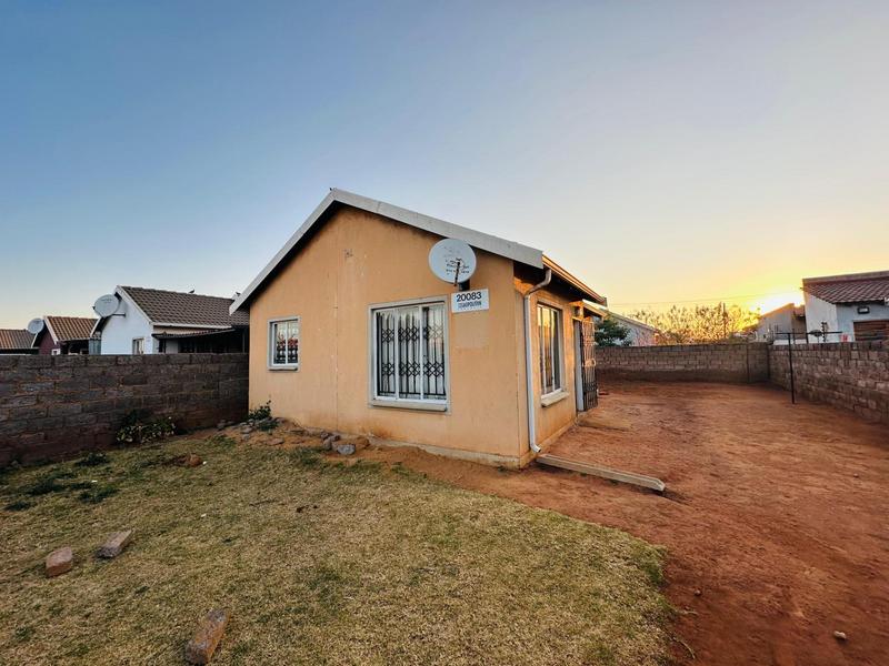 To Let 2 Bedroom Property for Rent in Protea Glen Gauteng