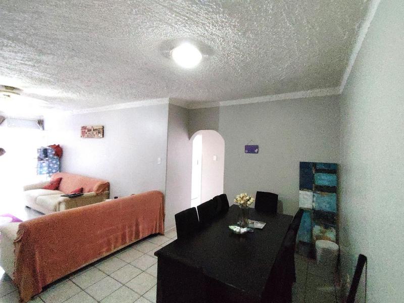 To Let 2 Bedroom Property for Rent in Doringkloof Gauteng