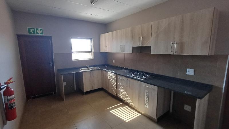 To Let commercial Property for Rent in Knoppieslaagte Gauteng