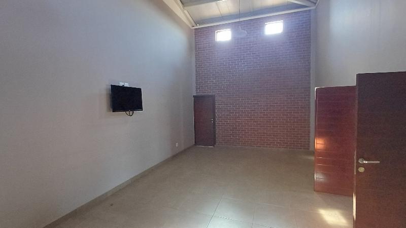 To Let commercial Property for Rent in Knoppieslaagte Gauteng