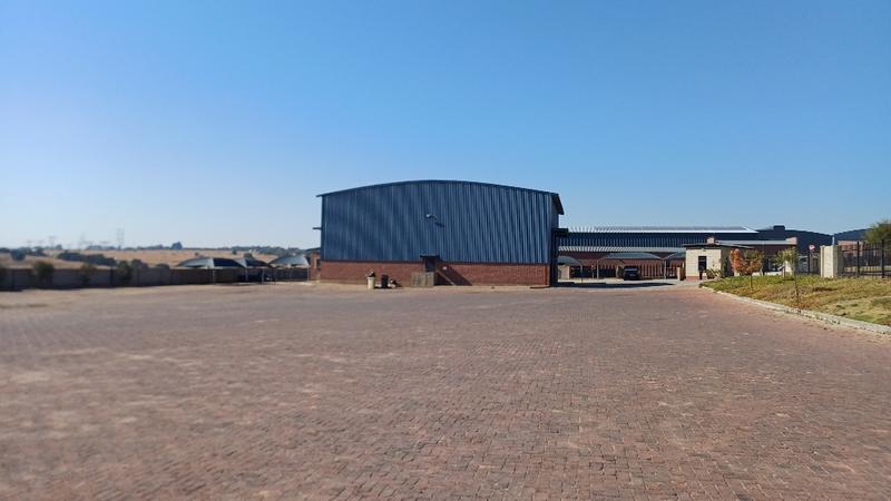 To Let commercial Property for Rent in Knoppieslaagte Gauteng
