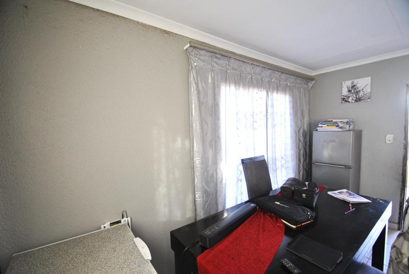 3 Bedroom Property for Sale in Dawn Park Gauteng