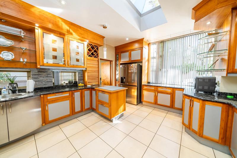 5 Bedroom Property for Sale in Linksfield Gauteng