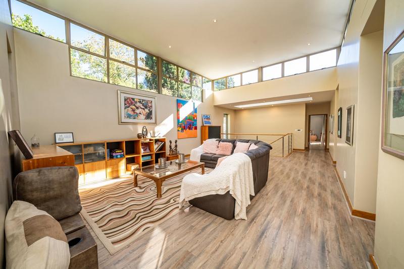 5 Bedroom Property for Sale in Linksfield Gauteng