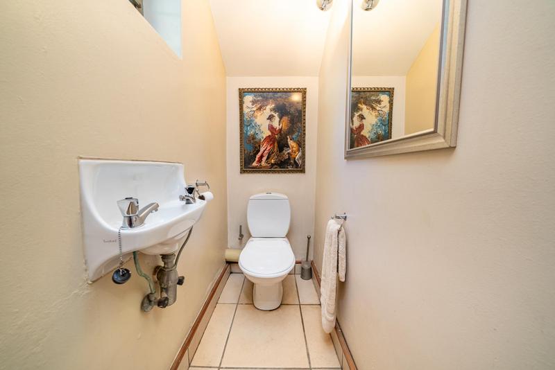 5 Bedroom Property for Sale in Linksfield Gauteng