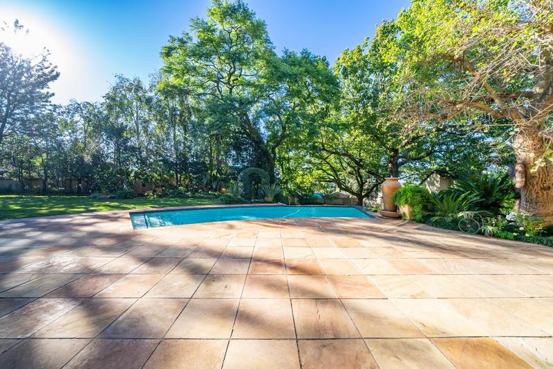 5 Bedroom Property for Sale in Linksfield Gauteng