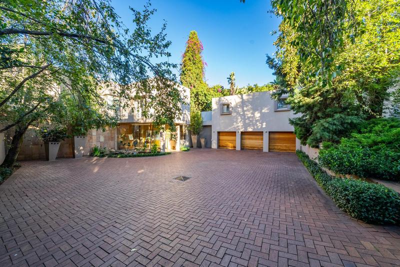 5 Bedroom Property for Sale in Linksfield Gauteng