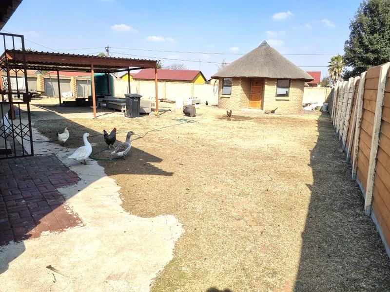 3 Bedroom Property for Sale in Klippoortje Gauteng