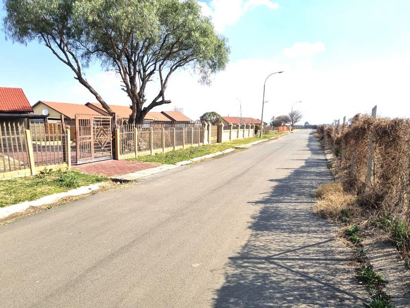 3 Bedroom Property for Sale in Klippoortje Gauteng