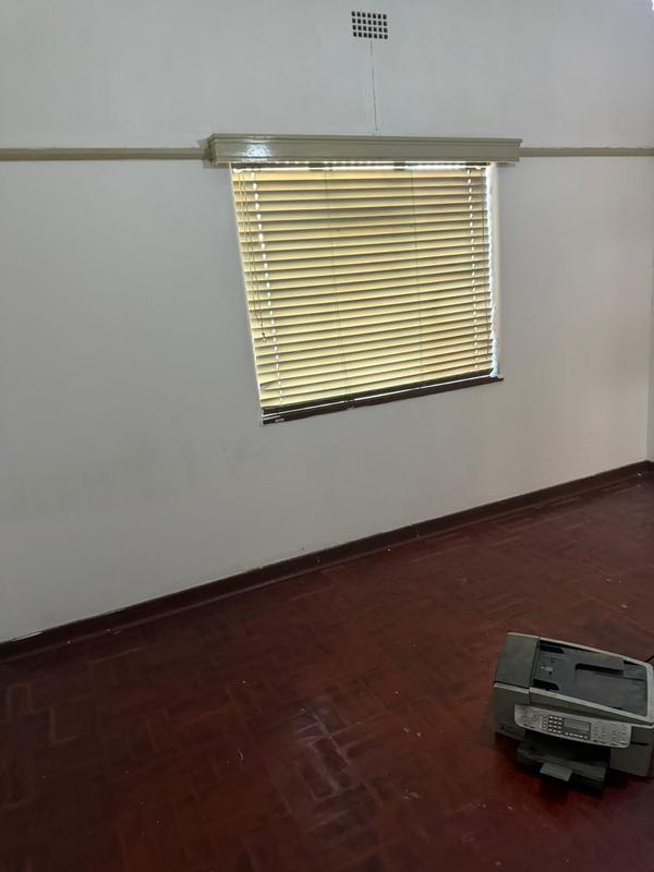 To Let 3 Bedroom Property for Rent in Robertsham Gauteng
