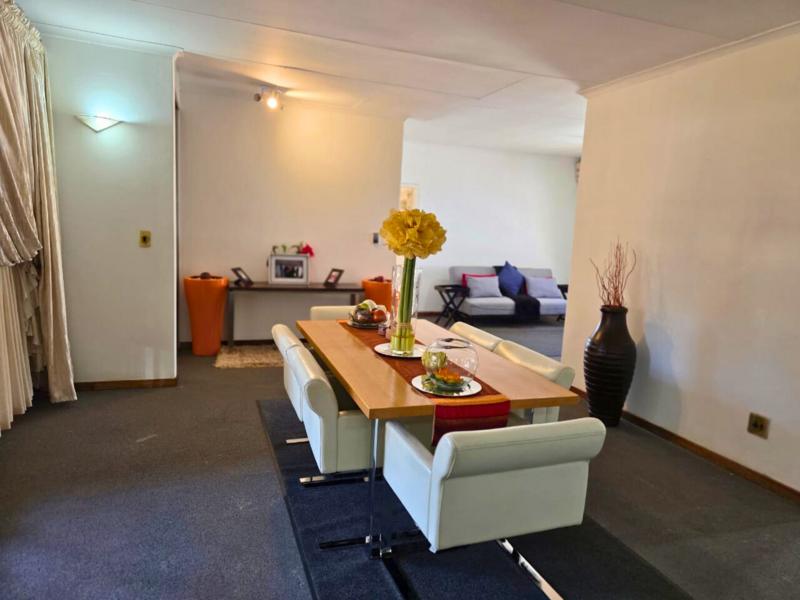 4 Bedroom Property for Sale in Van Riebeeck Park Gauteng