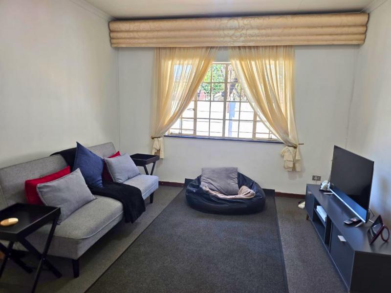 4 Bedroom Property for Sale in Van Riebeeck Park Gauteng