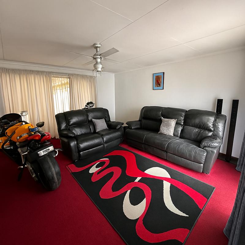 3 Bedroom Property for Sale in Brakpan North Gauteng
