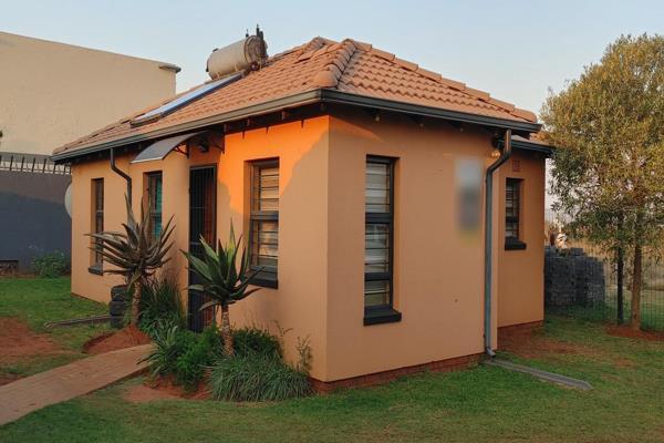 3 Bedroom Property for Sale in Protea Glen Gauteng