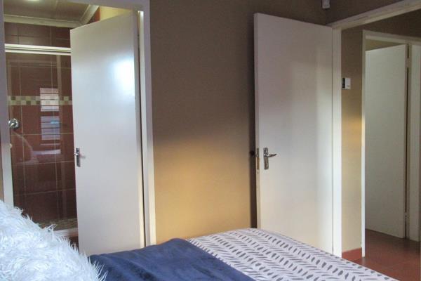 3 Bedroom Property for Sale in Protea Glen Gauteng