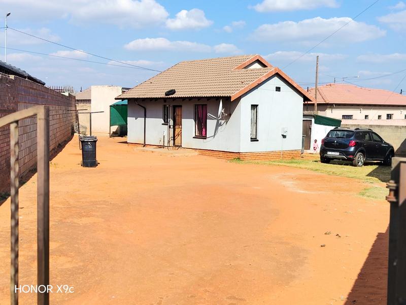 3 Bedroom Property for Sale in Kagiso Gauteng