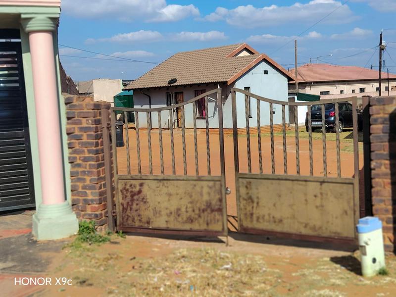 3 Bedroom Property for Sale in Kagiso Gauteng