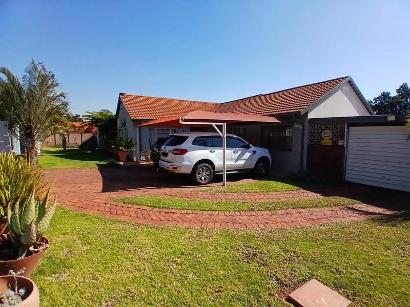 4 Bedroom Property for Sale in Magalieskruin Gauteng