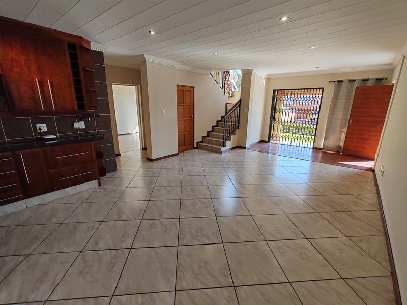 4 Bedroom Property for Sale in Magalieskruin Gauteng