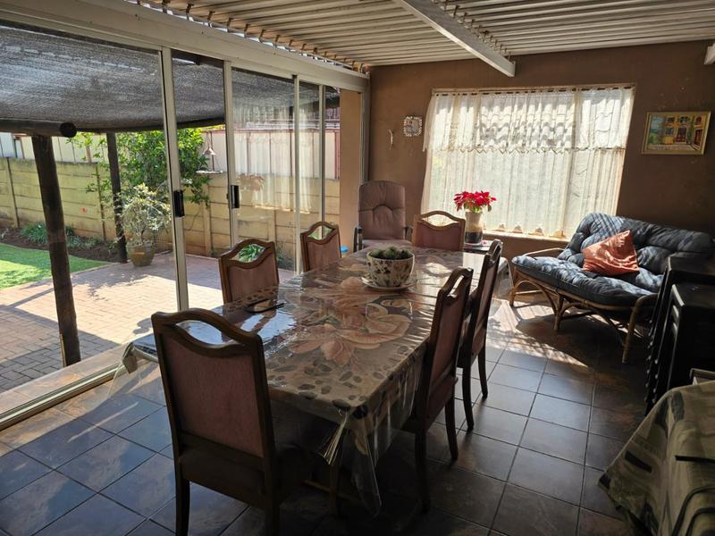 3 Bedroom Property for Sale in Magalieskruin Gauteng