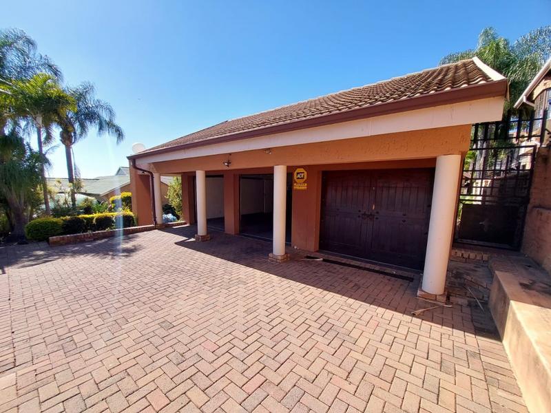 4 Bedroom Property for Sale in Montana Park Gauteng