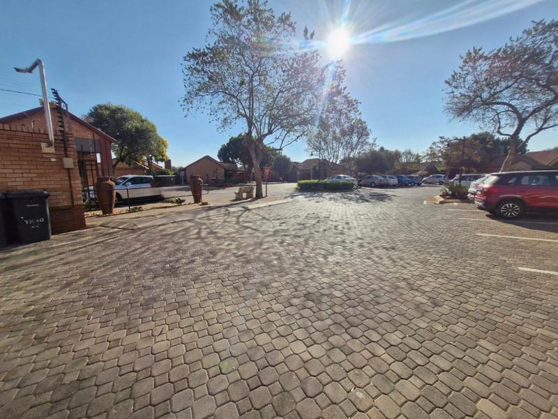 1 Bedroom Property for Sale in Montana Tuine Gauteng