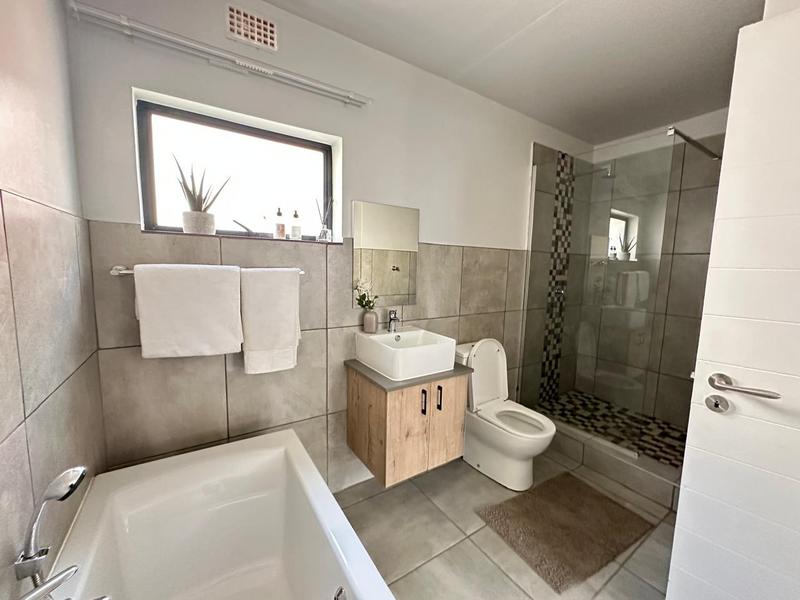 2 Bedroom Property for Sale in Orlando Gauteng